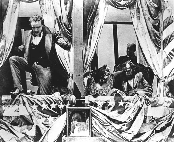  Asesinato de Lincoln en “El nacimiento de una nación”